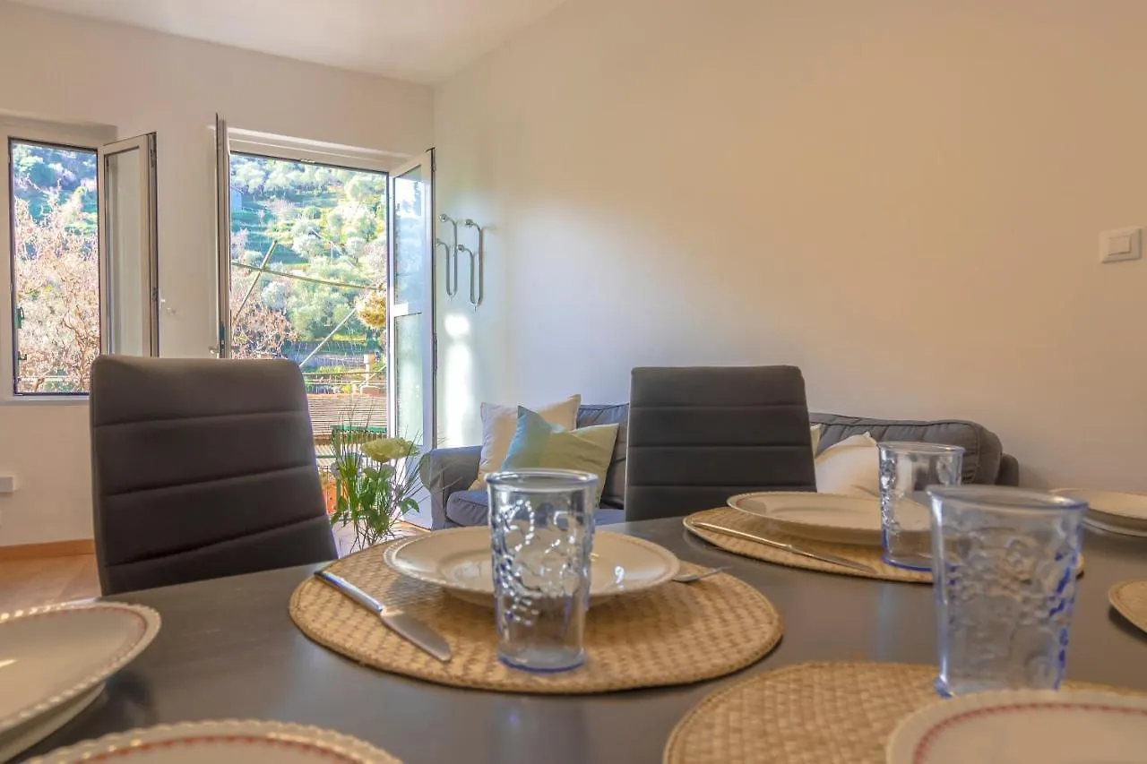 Apartment Flora By Portofinohomes Italy
