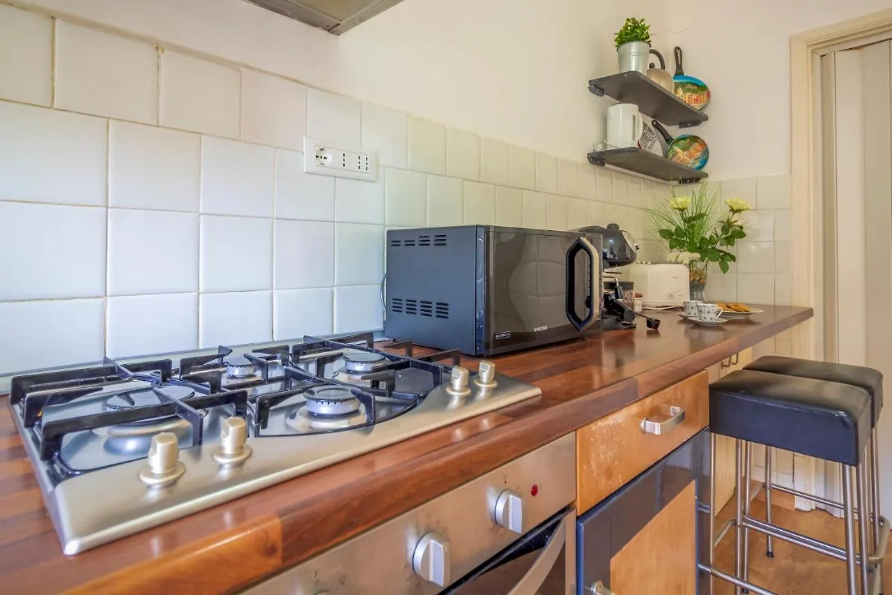Flora By Portofinohomes Apartment